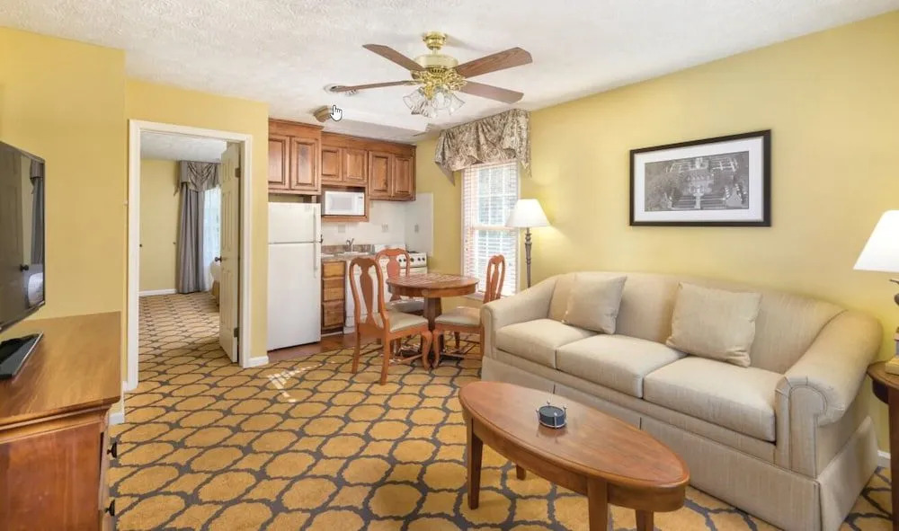 Come Enjoy Wyndham's Patriot's Place