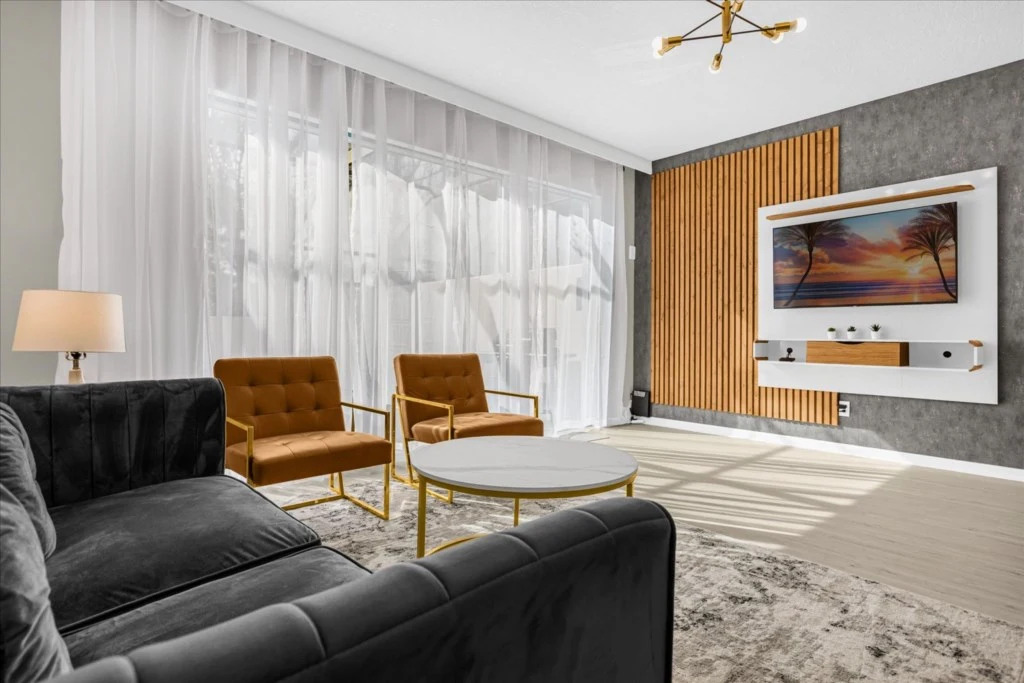 3 Bedrooms 3 Bathrooms Windsor Palms 2340 Sp