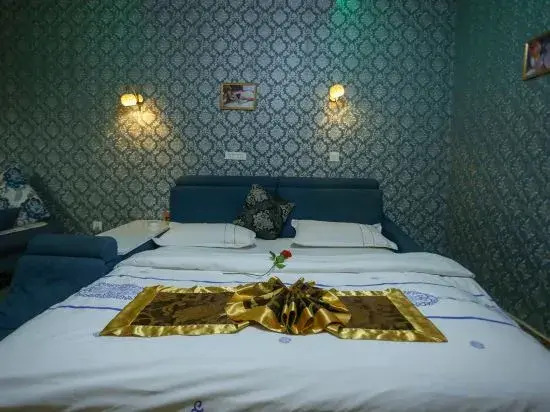Yuelai Apartment Hostel
