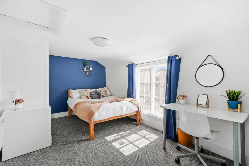 Cosy 3 bedroom house in the heart of Canterbury
