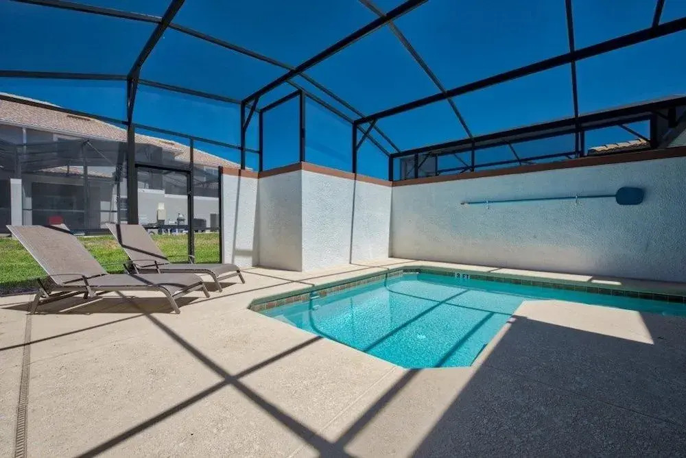 4Bedroom Townhouse at Storey Lake by RedAwning