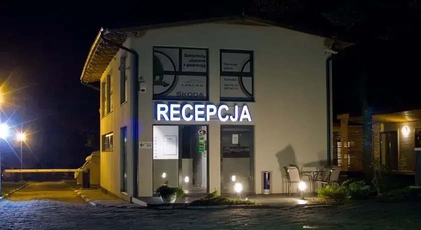 Metropolis Domki