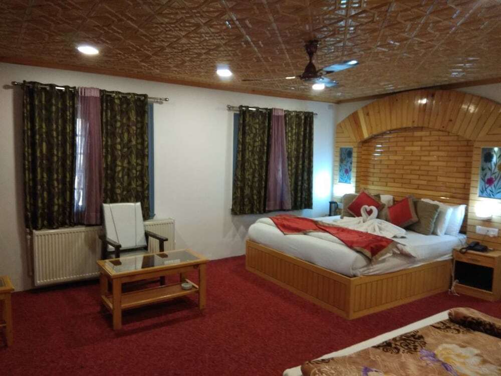 Royal Comfort Regency