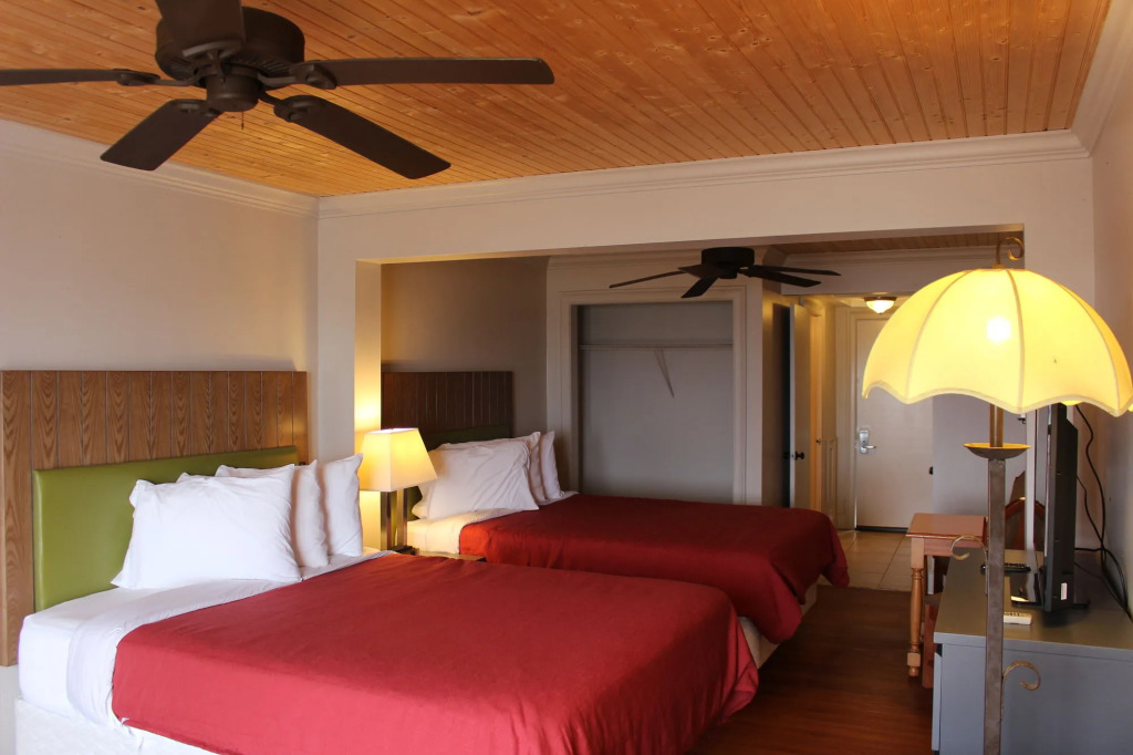 Garden City Inn