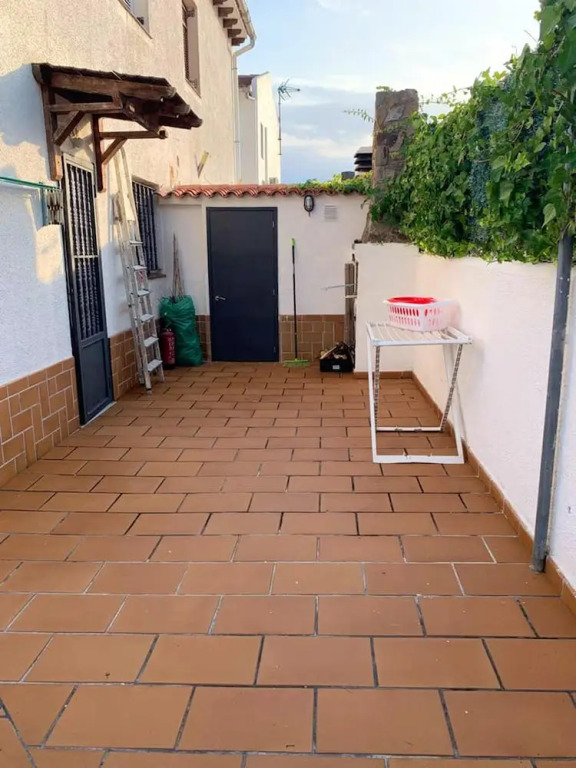House with 3 Bedrooms in Torredembarra, with Furnished Terrace
