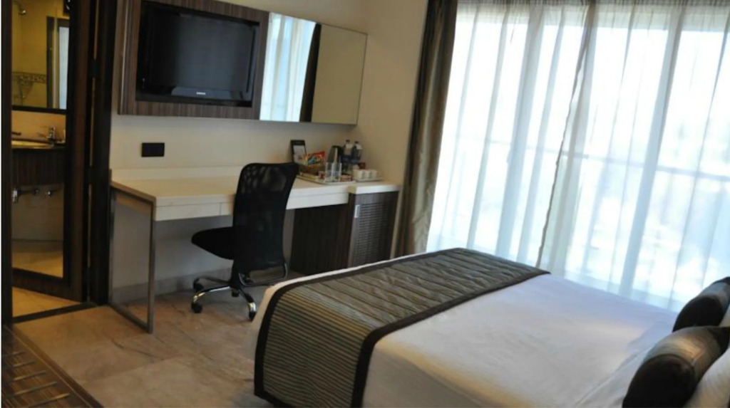 Residency Sarovar Portico