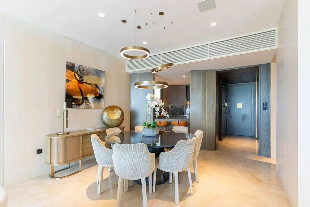 Five Palm Jumeirah Luxurious 2bdr Stunning Views