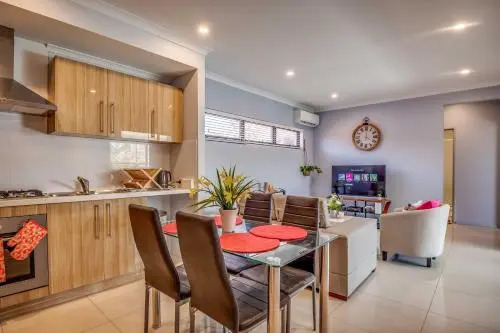 Vip Stays - Modern Watson Place
