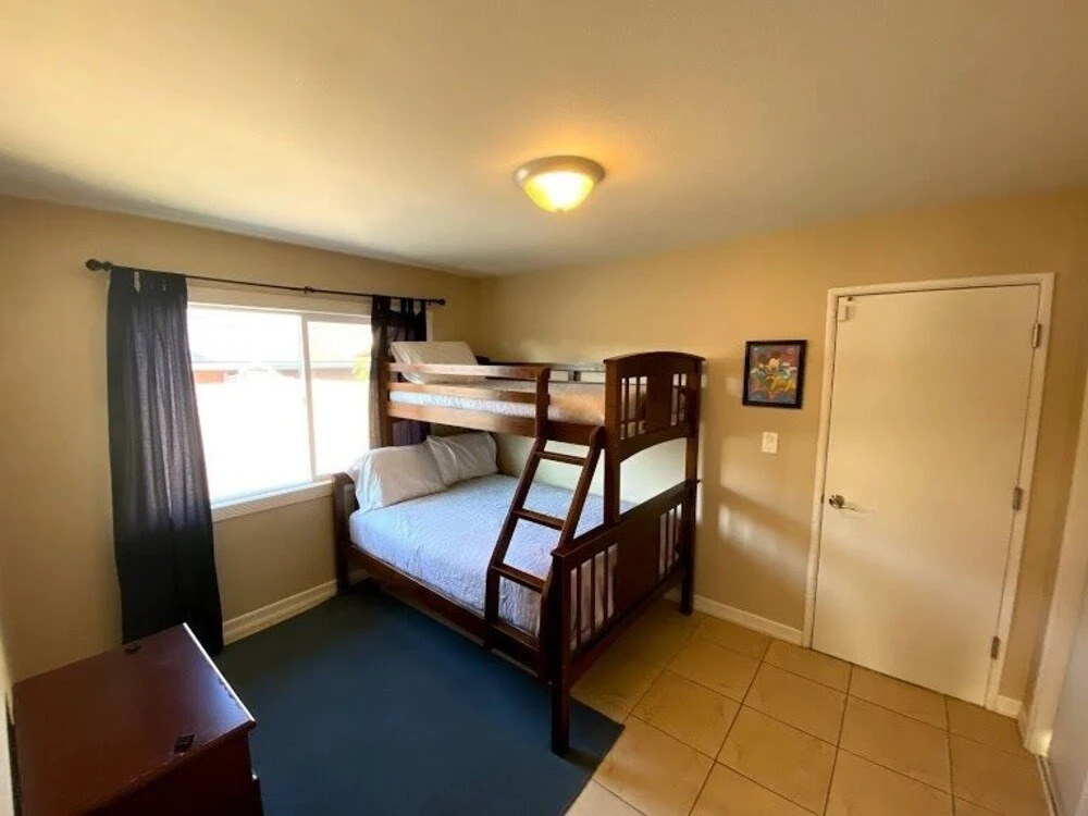 A Wrinkle In Time 4 Bedrooms 2 Bathrooms Home