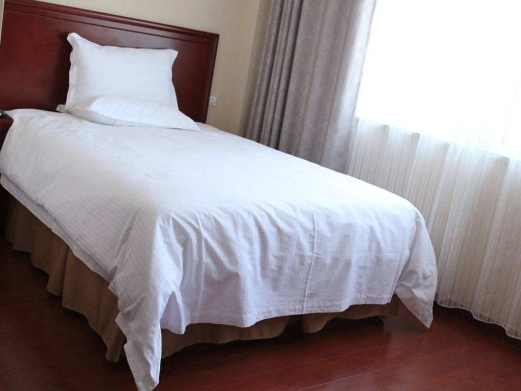 GreenTree Inn Shandong Weihai Wendeng Darunfa Business Hotel