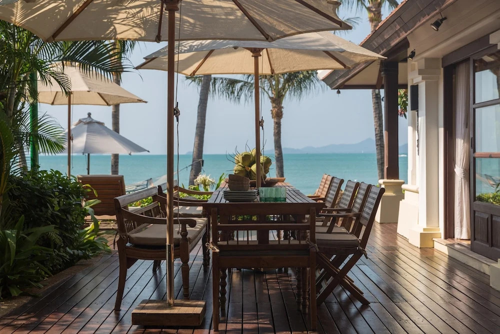 Ban Haad Sai - Beachfront Private Villa