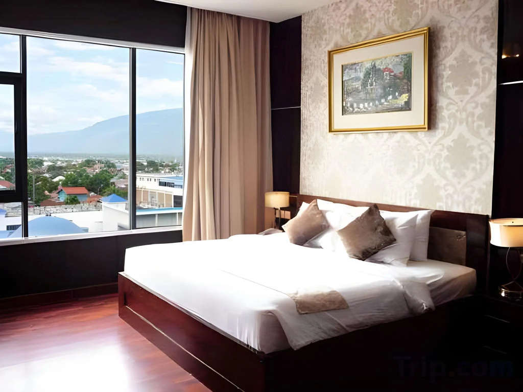Sutan Raja Hotel & Convention Palu