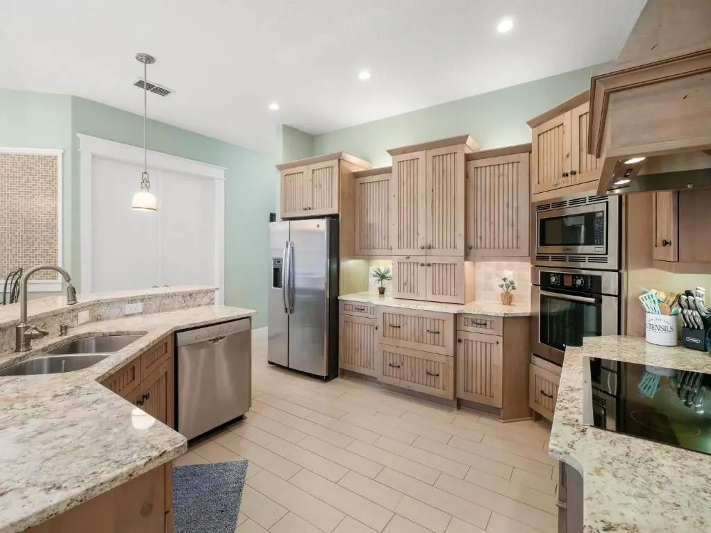 Lost Treasure, New Property, 3 BR+, Guest Suite, Ocean View, Pets, Sleeps 8