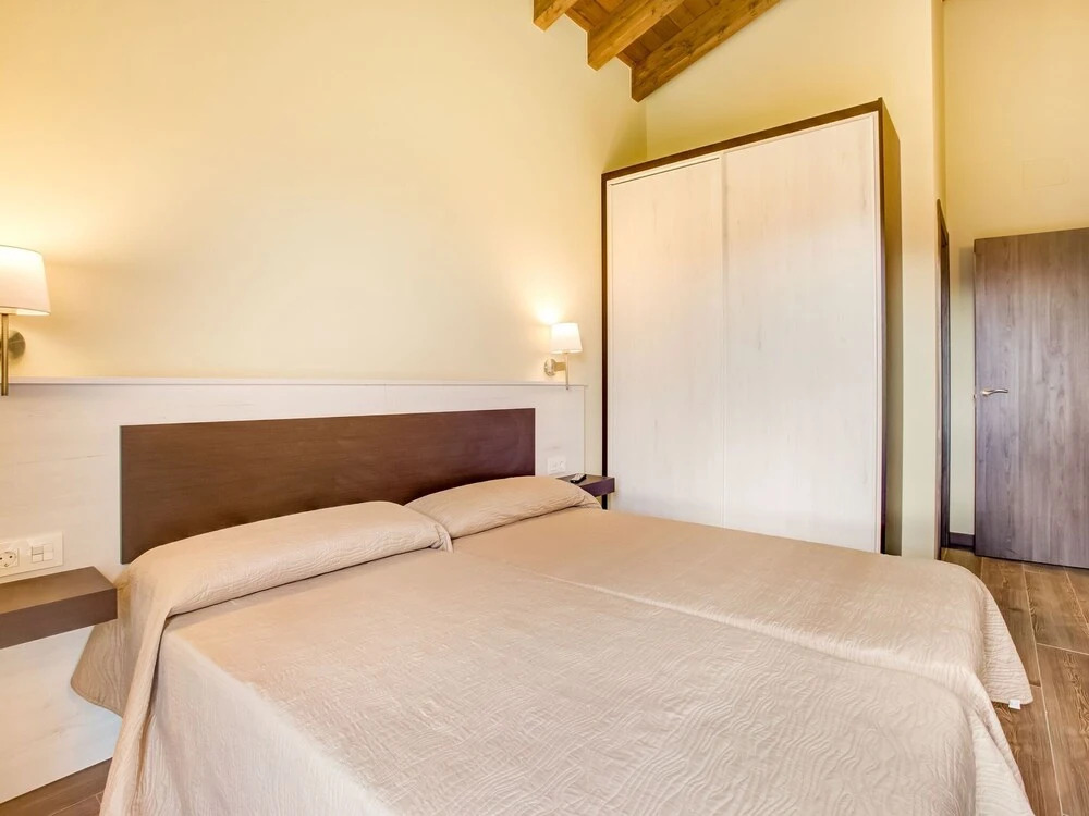 Luxurious Mansion in Cangas de Onís with Meadow View