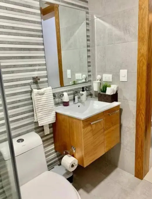 Precioso apartamento 1BR, piscina, gym, sauna, vista a la ciudad