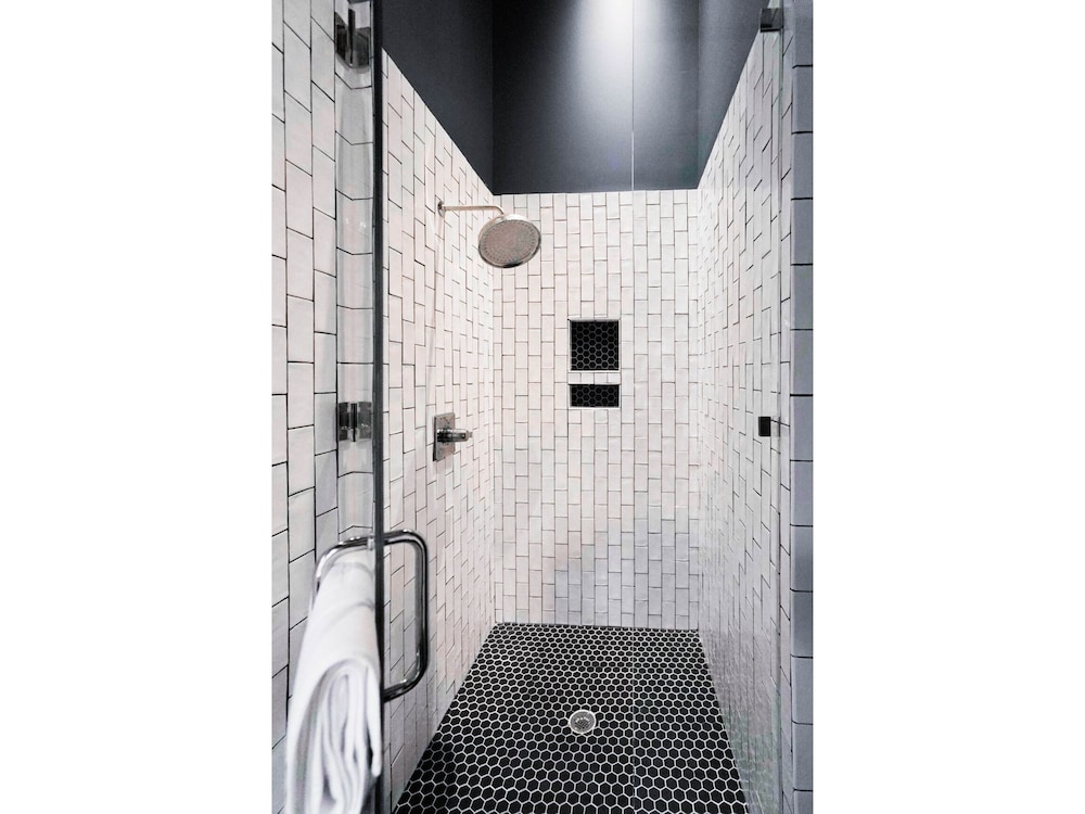506 Lofts - Anchor Rentals
