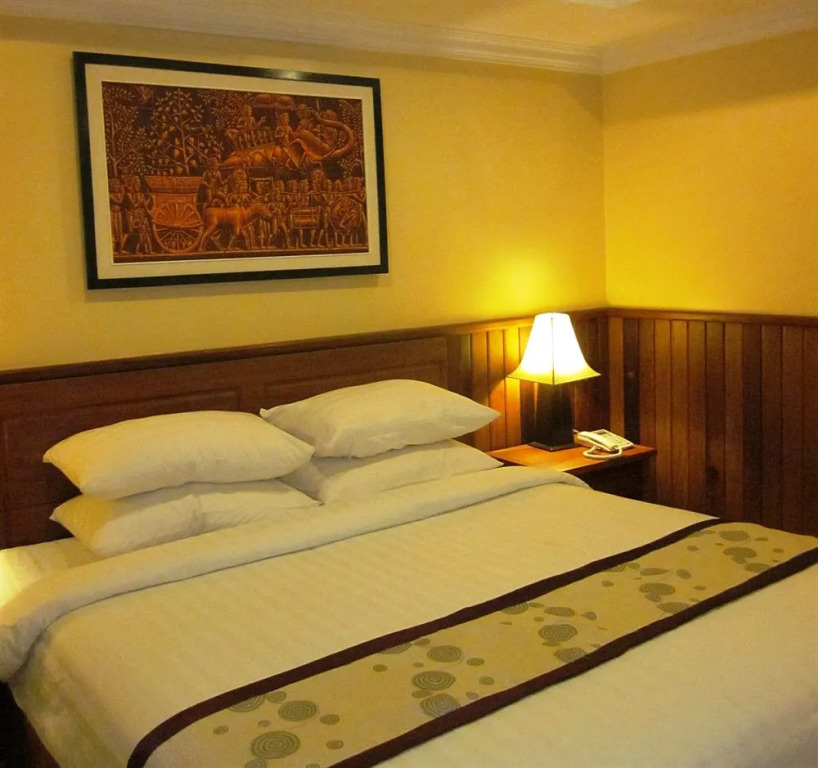 Skyway Hotel