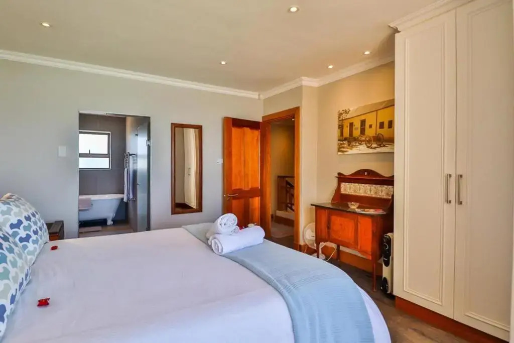 Sea Cliff Condo