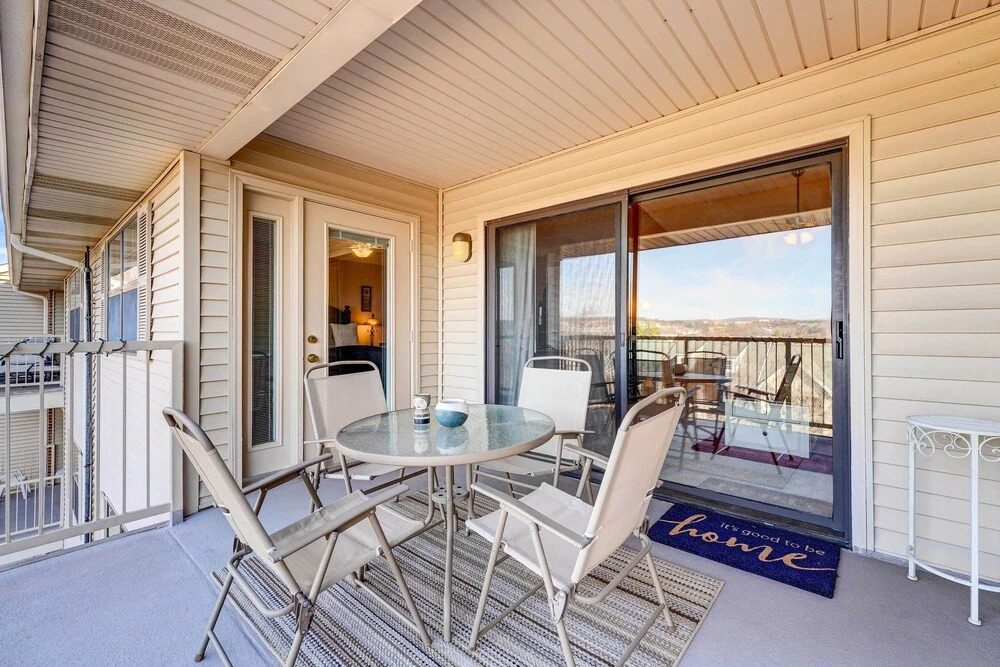 Branson Condo: 1 Mi to Dolly Parton's Stampede!