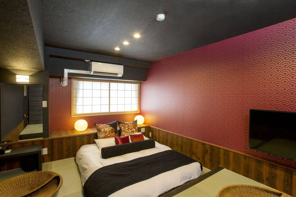 ＭＥＬＬ-ＴＨＥＡＴＥＲ ＲＥＳＯＲＴ