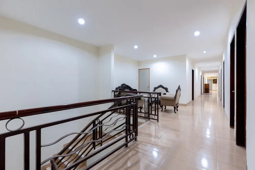 Urbanview Hotel Mitra near Grand Indonesia