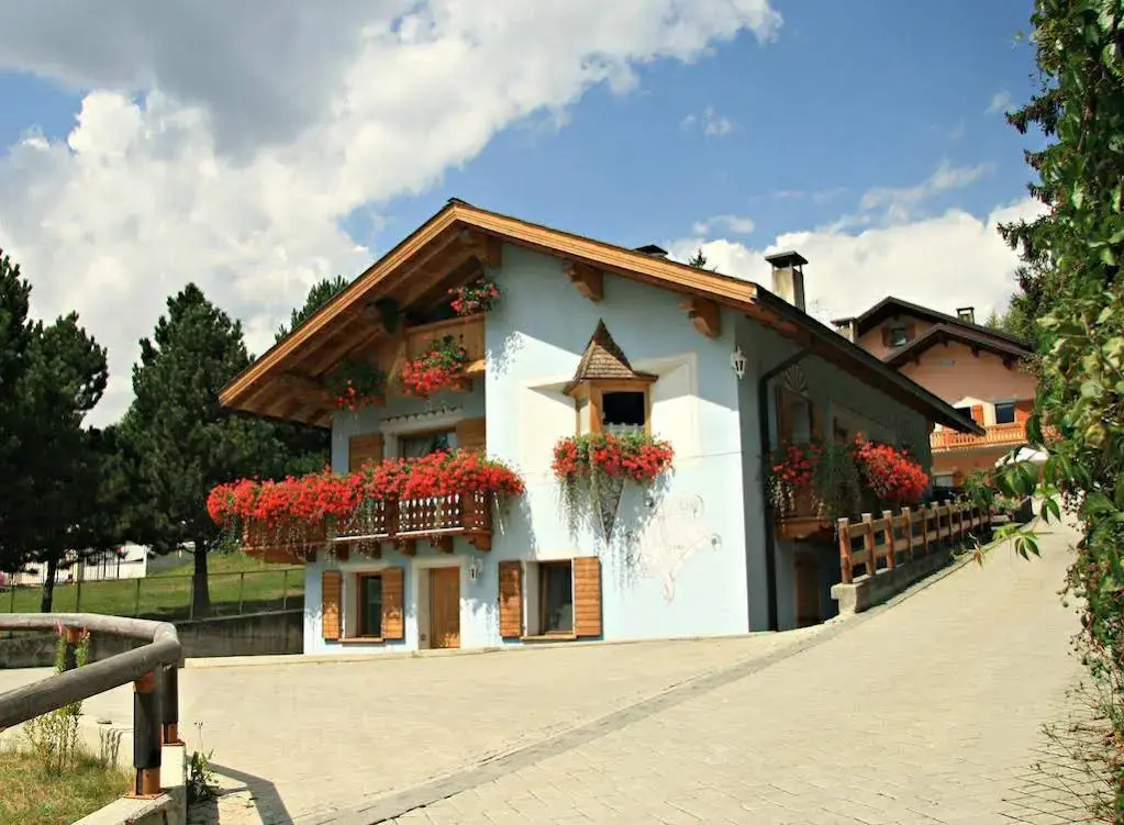 Chalet Alfonz