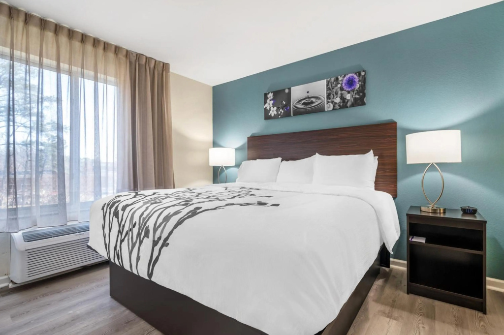 Sleep Inn & Suites Newport News City Center Area