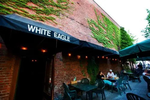 McMenamins White Eagle