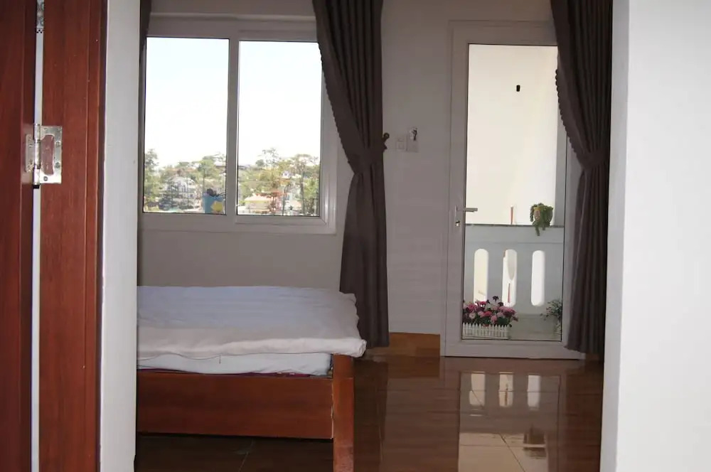 Ho Xuan Huong Villa