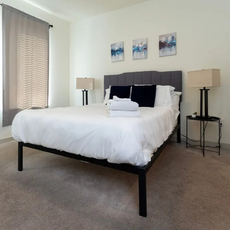 Stunning Nulu 1BR Cozysuites 06