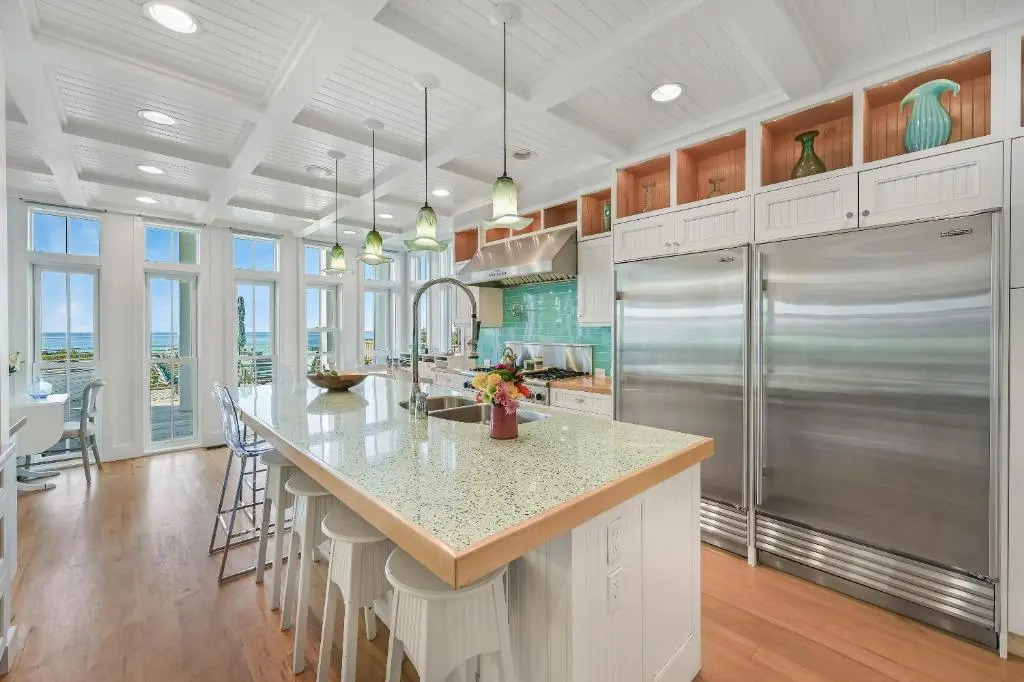 30A Beach House - The Flying Pig