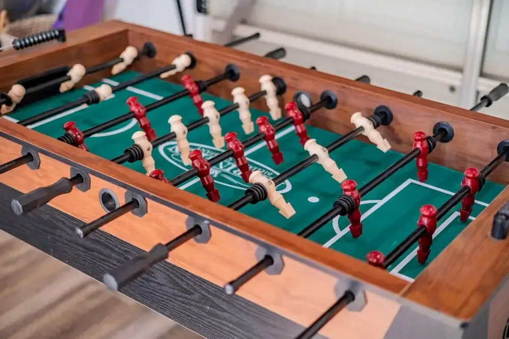 Cozy Family Retreat Game Room Backyard in Hacienda