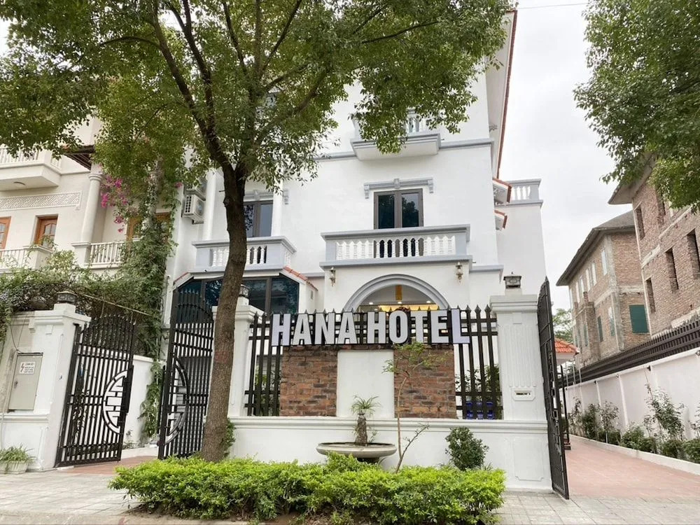 OYO 1153 Hana Hotel