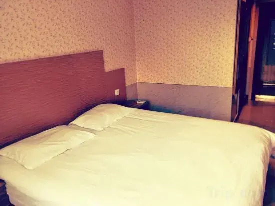 Aiju chain hotel (Yingkou Xiongyue Railway Station)