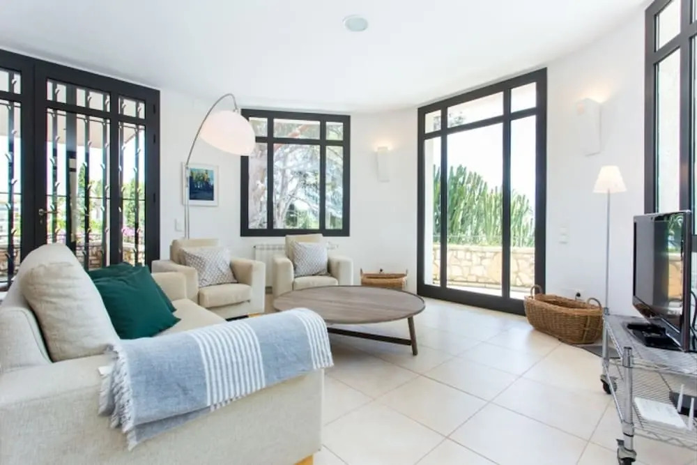 Th06 Villa in Miami Platja 6 Bedrooms