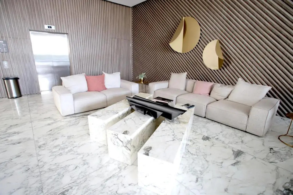 SkyPool Premium apartment in downtown with gym