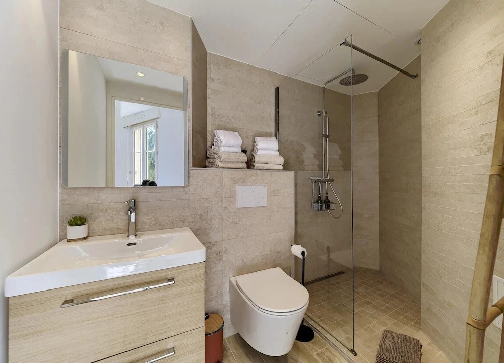Family Apartment in Juan les Pins