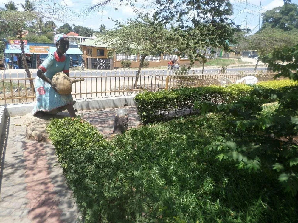 Flamingo Garden Inn & Hotel