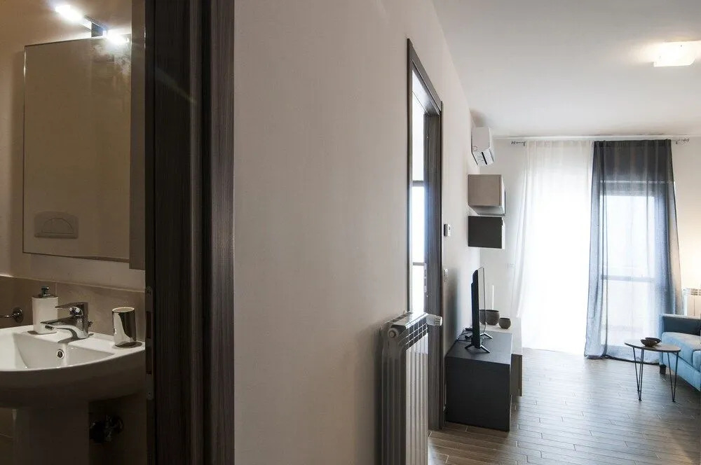GuestHost - Fonte Laurentina Apartments