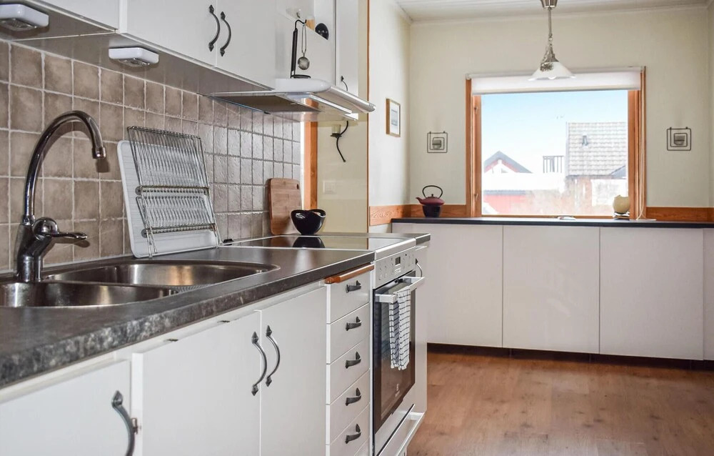 Beautiful Home in Löttorp With 2 Bedrooms and Wifi