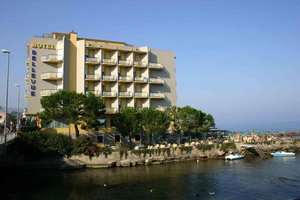 Hotel Bellevue Et Mediterranée