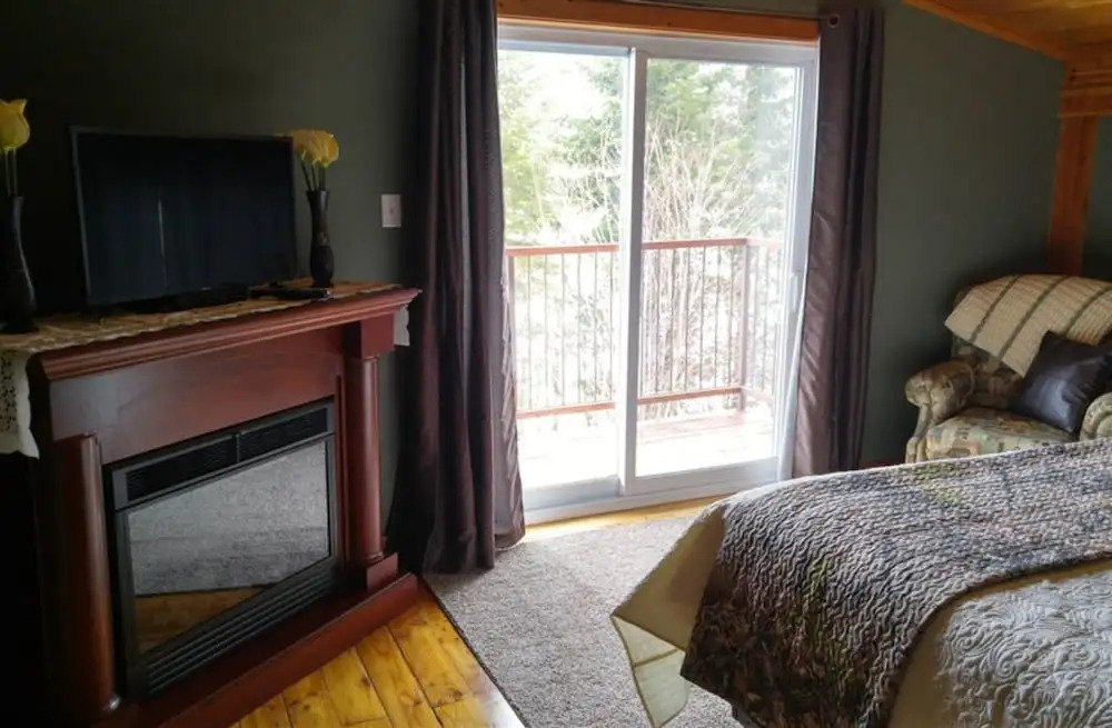 Strong Timbers B&B