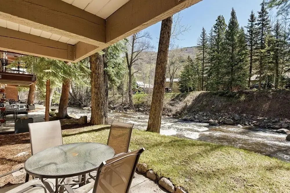 Chateau Eau Claire Unit 8
