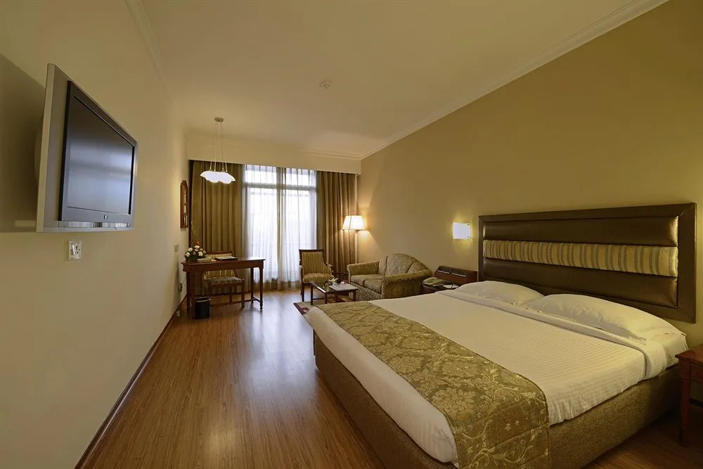 Sun-n-Sand Pune