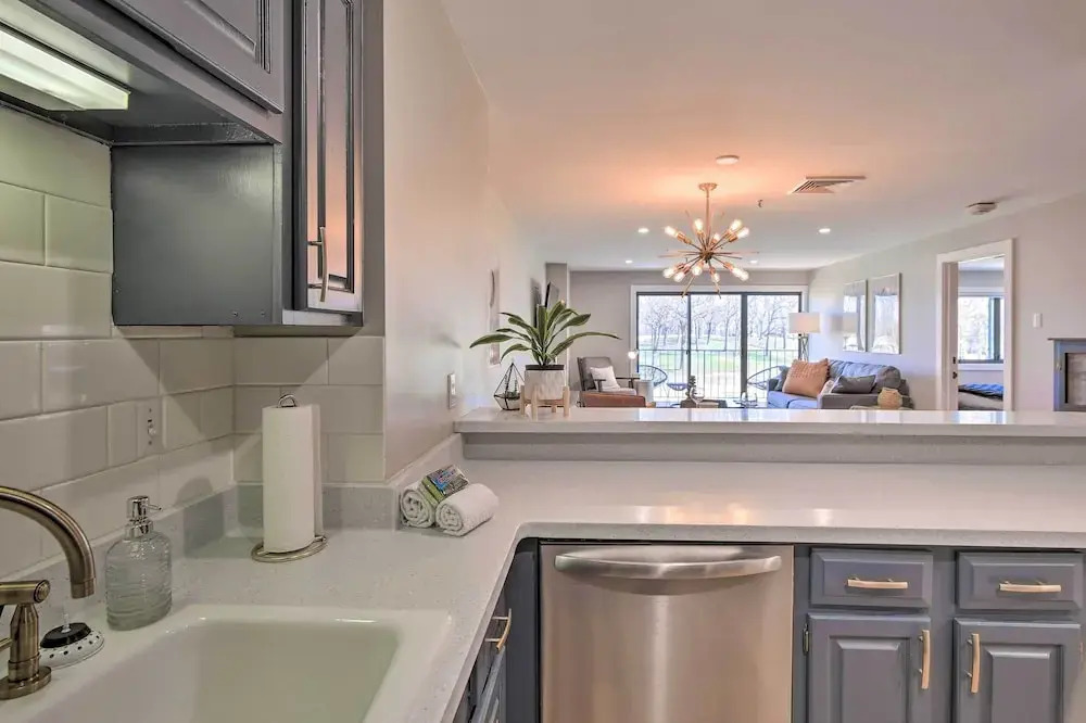 Golf, Boat & Fish: Shangri La Condo in Afton