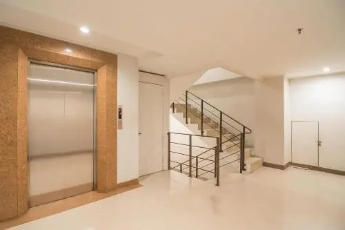 Hotel Yehezkiel Surapati Mitra RedDoorz