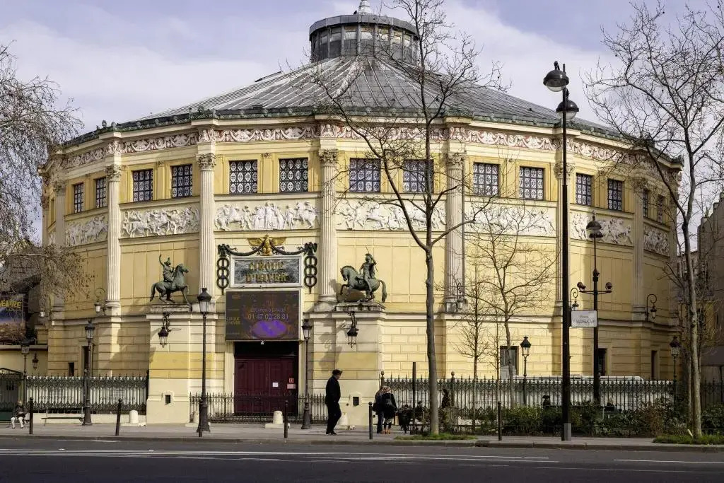 LE CLARK HOTEL