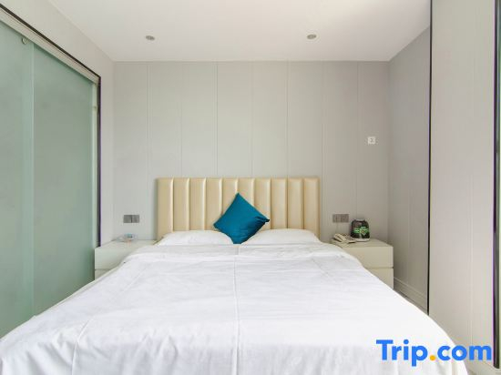 Xinyang century fashion hotel