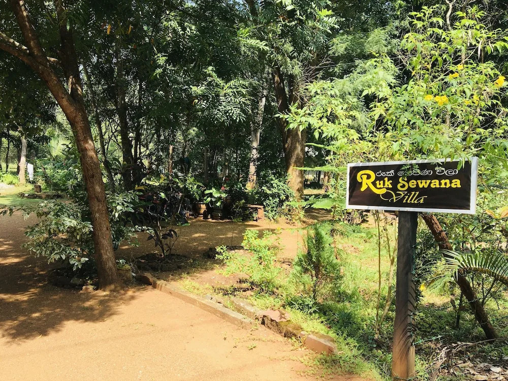 Ruk Sewana Villa Tree House