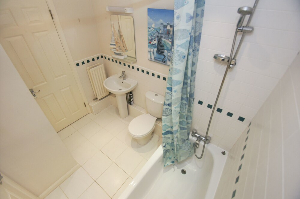 Stylish Seaside Stay   Brighton Marina Views